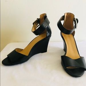 NINE WEST Black wedge ankle strap sandals